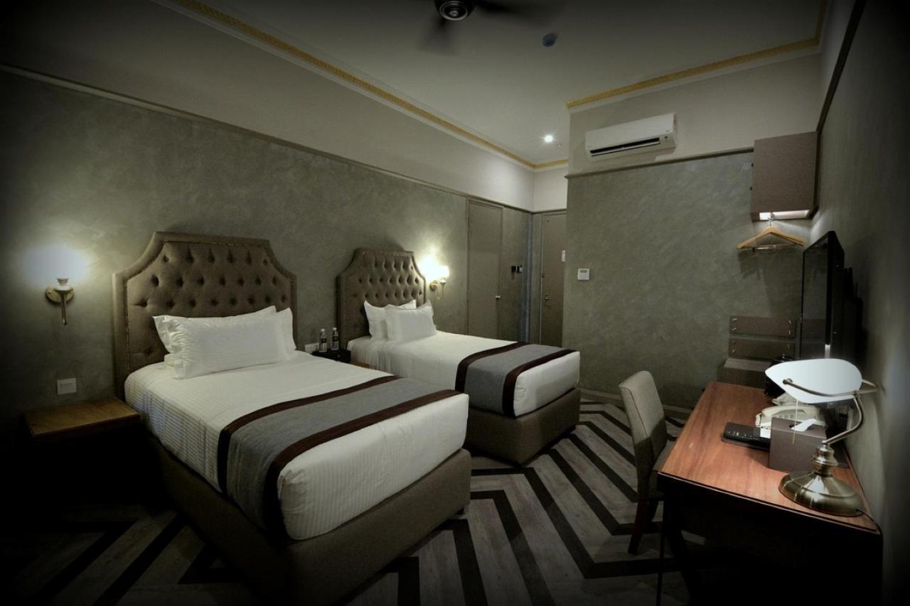 1969 Business Suites @ Ipoh Garden Экстерьер фото